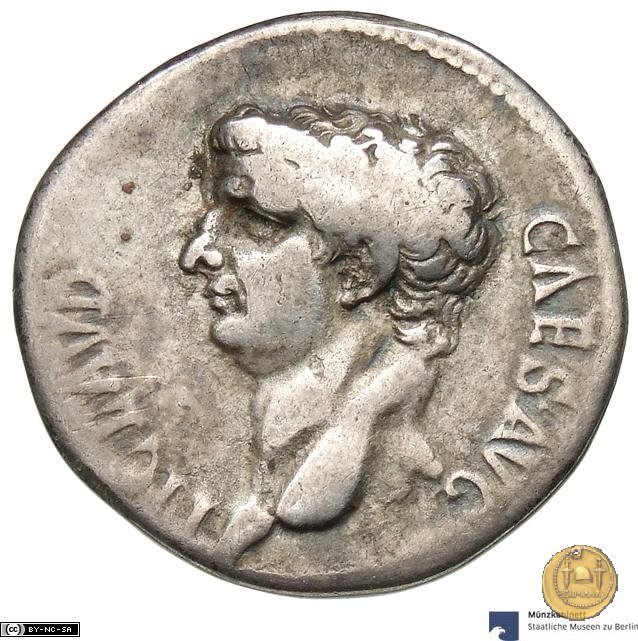 CLM124 41-42 AD (Pergamum)