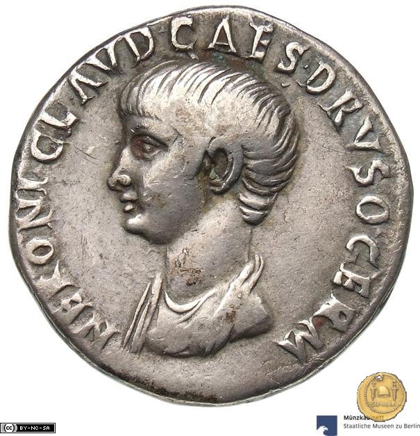 CLM125 50-51 AD (Pergamum)