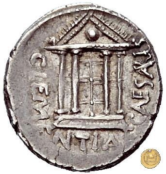 480/21 - denario C. Iulius Caesar / P. Sepullius Macer 44 BC (Roma)