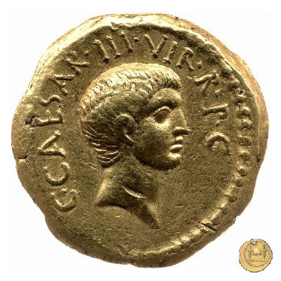 494/12 - aureo C. Iulius Caesar Octavianus / C. Vibius Varus 42 BC (Roma)