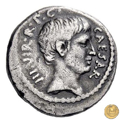 494/19 - denario C. Iulius Caesar Octavianus / P. Clodius M.f. 42 BC (Roma)